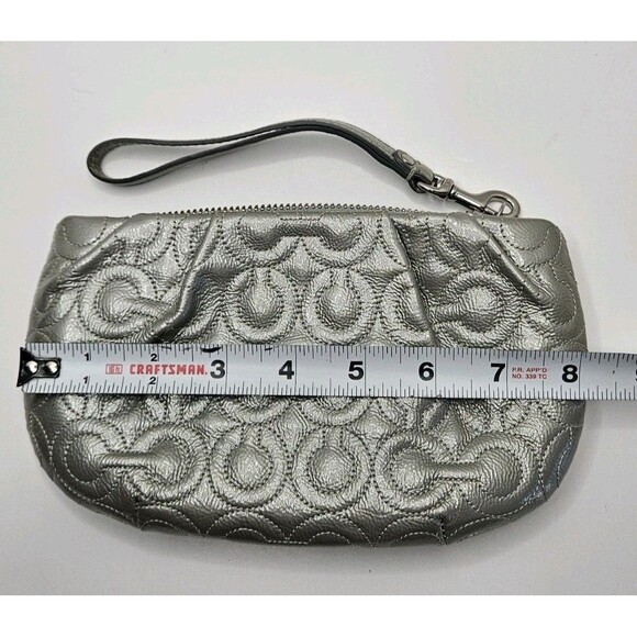 COACH Wristlet Quilted Leather Op Art Signature C Monogram 43229 Silver & Blue - Picture 6 of 9